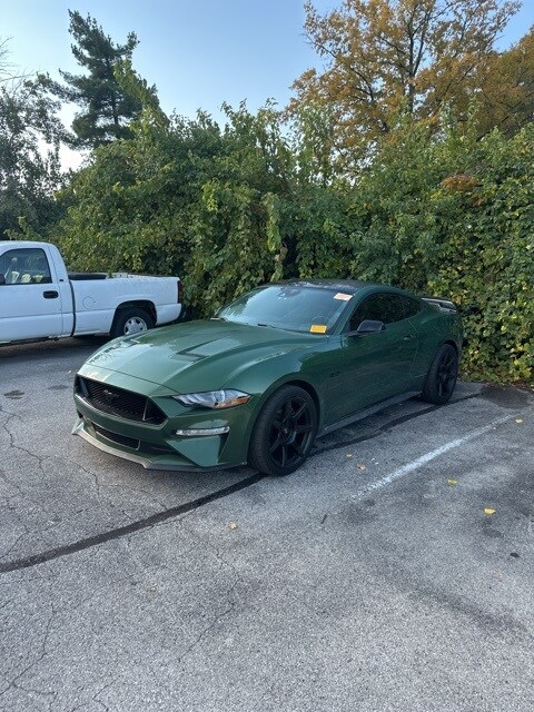 2022 Ford Mustang GT Premium photo 2