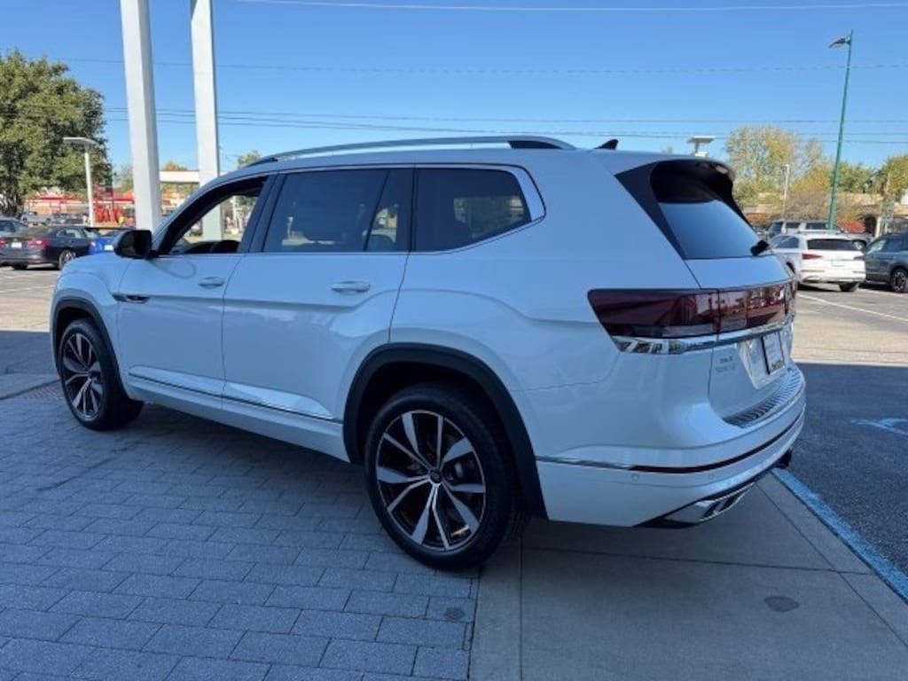 New 2026 Volkswagen Atlas 2.0T SEL Premium R-Line SUV