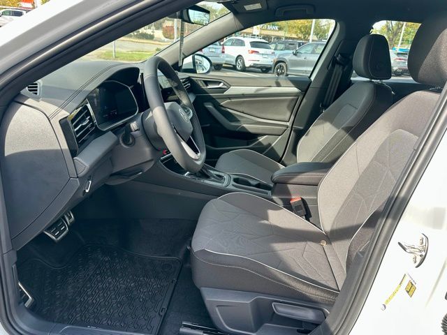 2026 Volkswagen Jetta Sport - Photo 12