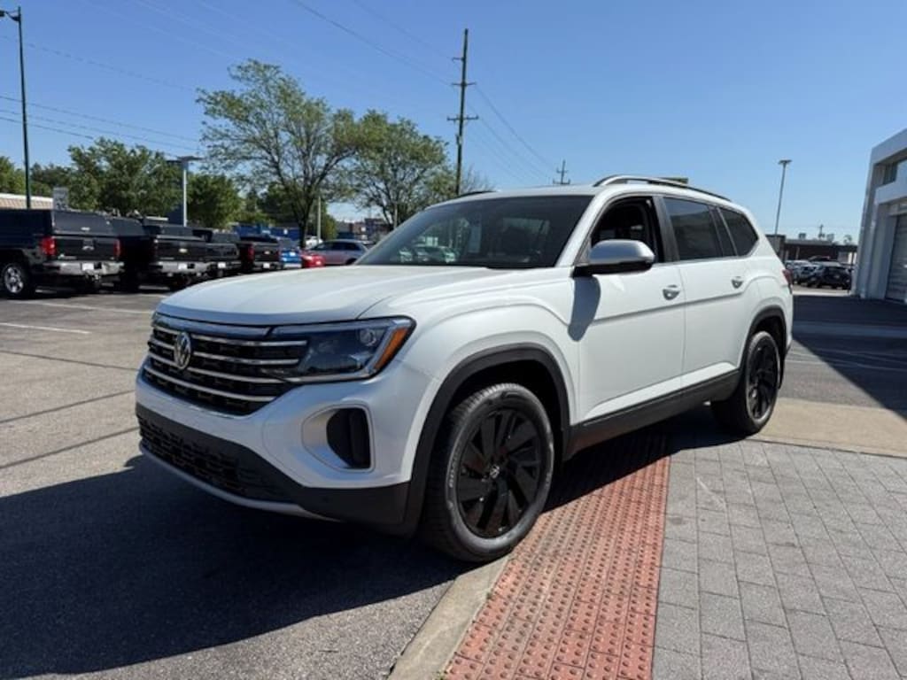 New 2026 Volkswagen Atlas 2.0T SE w/Technology SUV