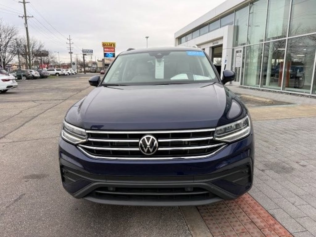 Used 2023 Volkswagen Tiguan 2.0T SE SUV