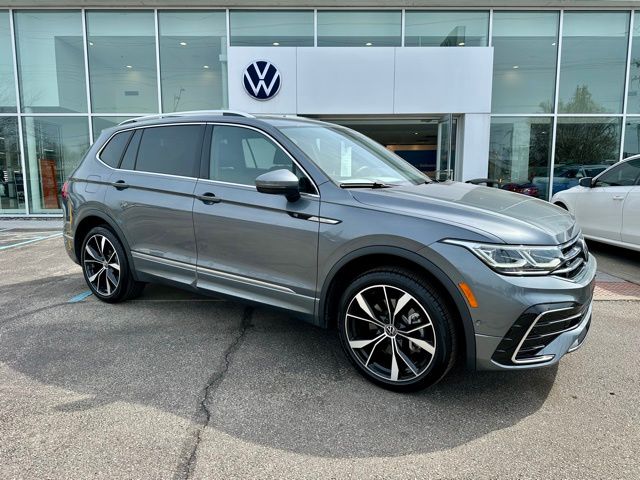 2024 Volkswagen Tiguan SEL R-LINE