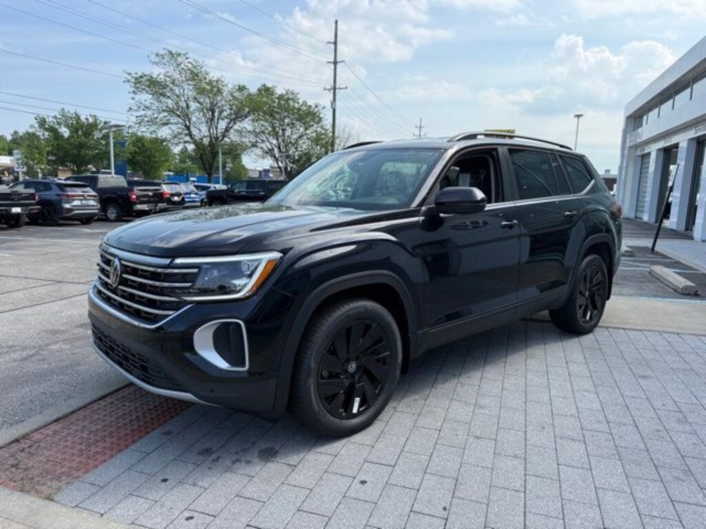 New 2026 Volkswagen Atlas 2.0T SE w/Technology SUV