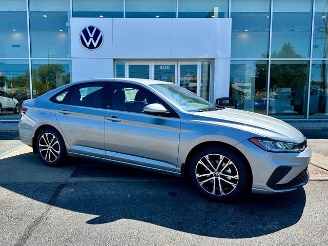 2026 Volkswagen Jetta Sport's photo