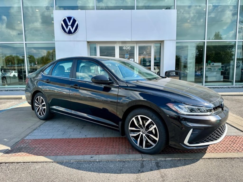 New 2026 Volkswagen Jetta 1.5T SE Sedan