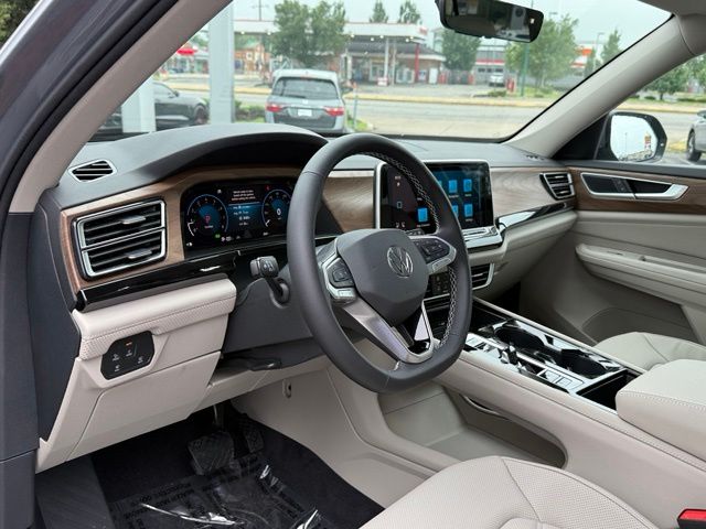 2026 Volkswagen Atlas SE w/Tech - Photo 9