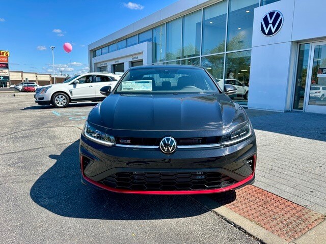 2026 Volkswagen Jetta GLI Autobahn photo 2