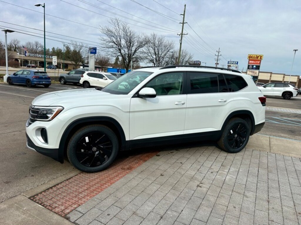New 2026 Volkswagen Atlas 2.0T SE w/Technology SUV