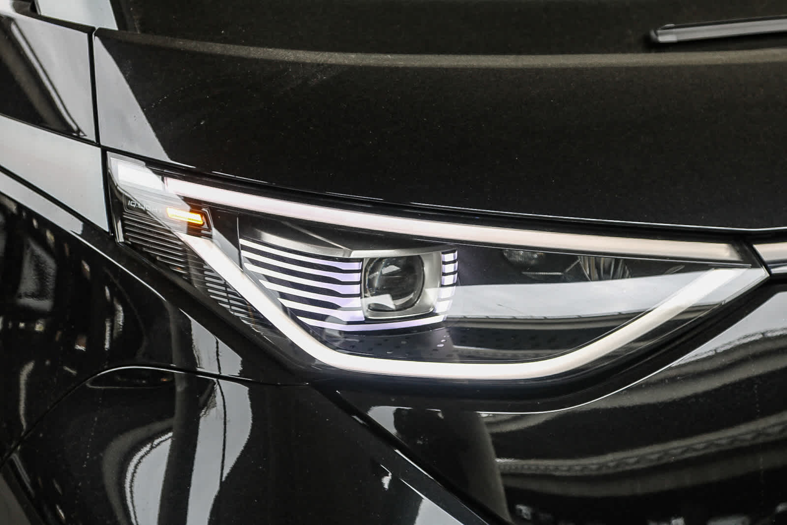 Thumbnail: 2025 Volkswagen ID.Buzz - 4
