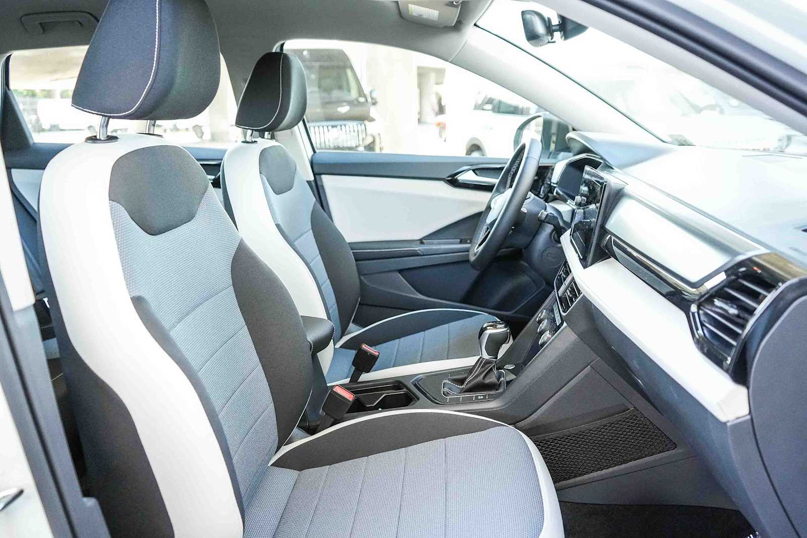 Thumbnail: 2026 Volkswagen Taos - 17