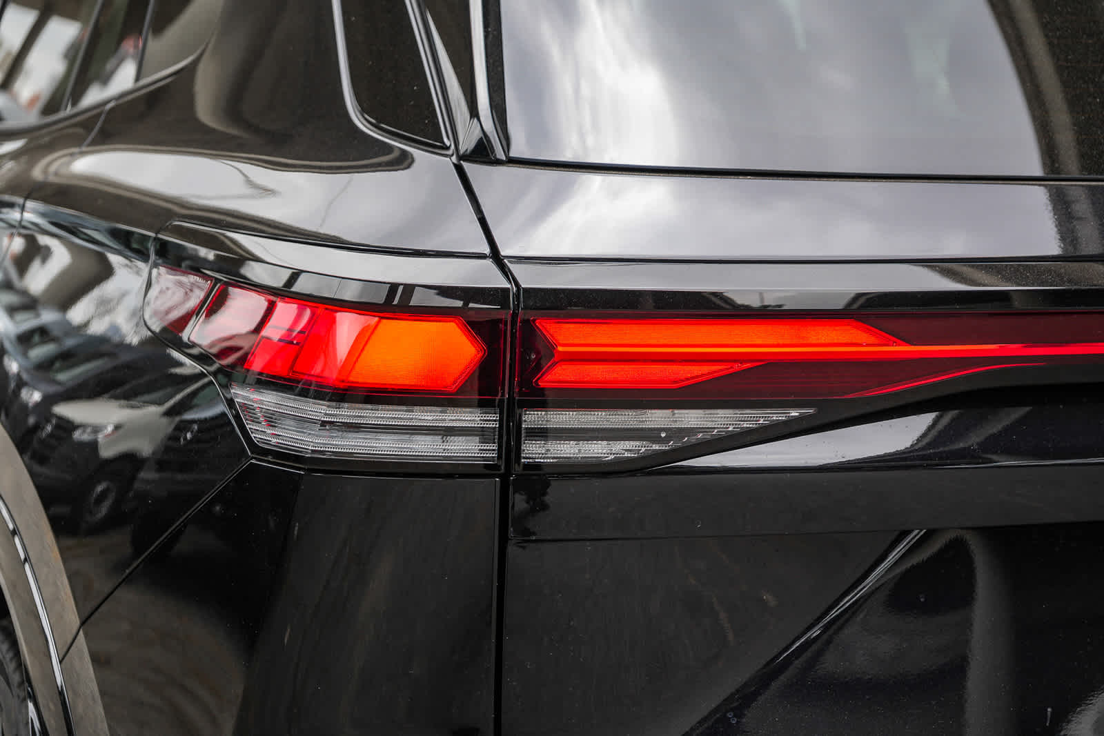 Thumbnail: 2026 Volkswagen Tiguan - 7