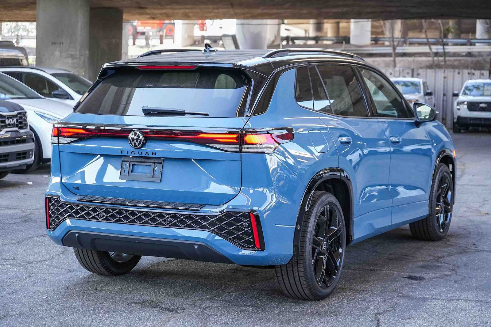 Thumbnail: 2026 Volkswagen Tiguan - 6