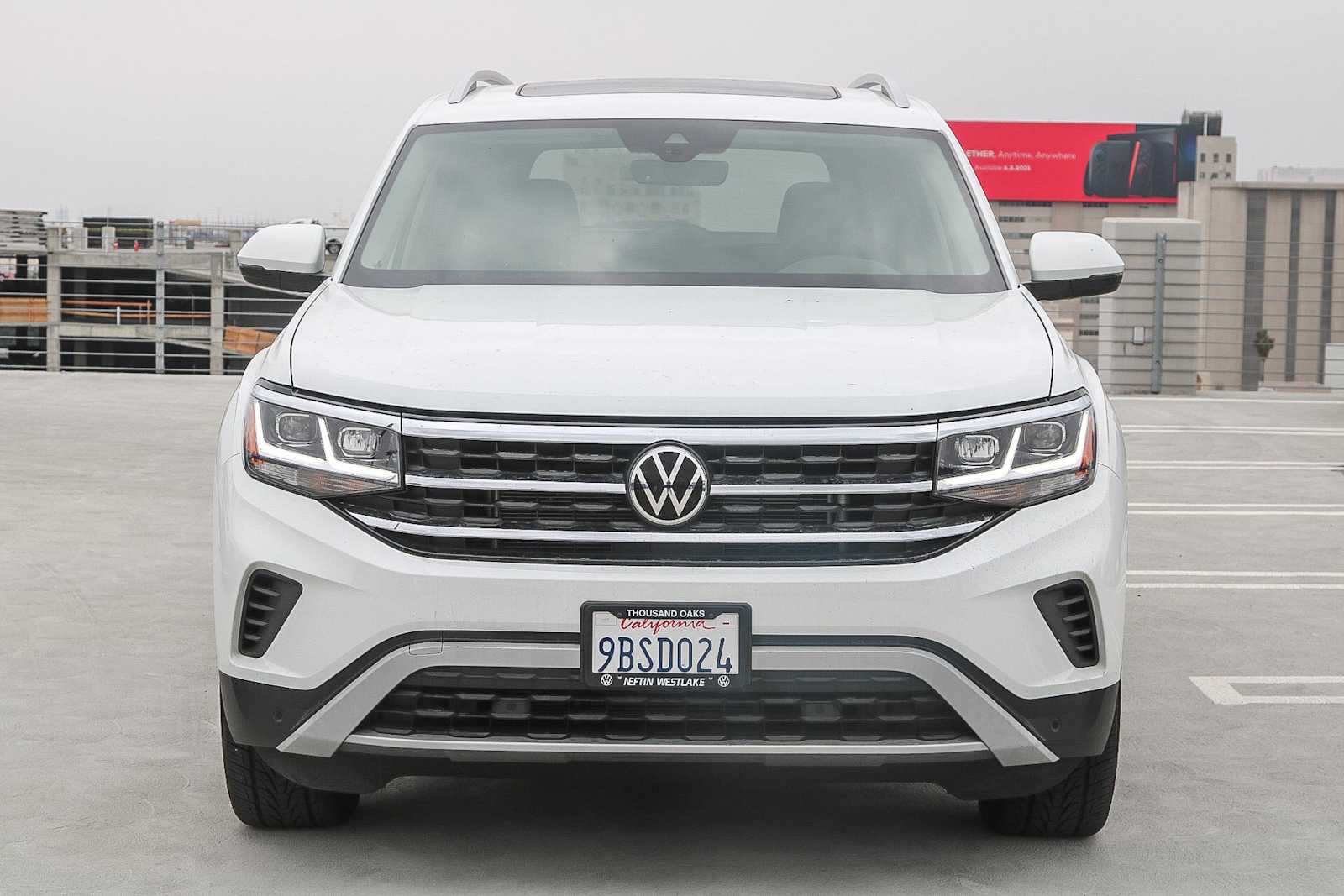 Used 2022 Volkswagen Atlas SEL with VIN 1V2BR2CA0NC529760 for sale in Los Angeles, CA