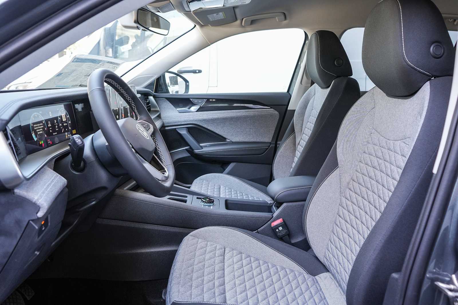 Thumbnail: 2026 Volkswagen Tiguan - 19