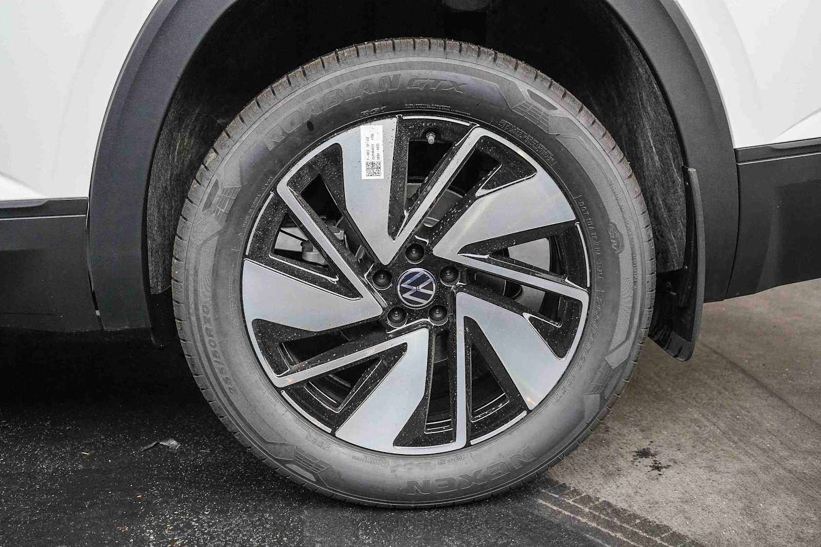 Thumbnail: 2026 Volkswagen Atlas - 10