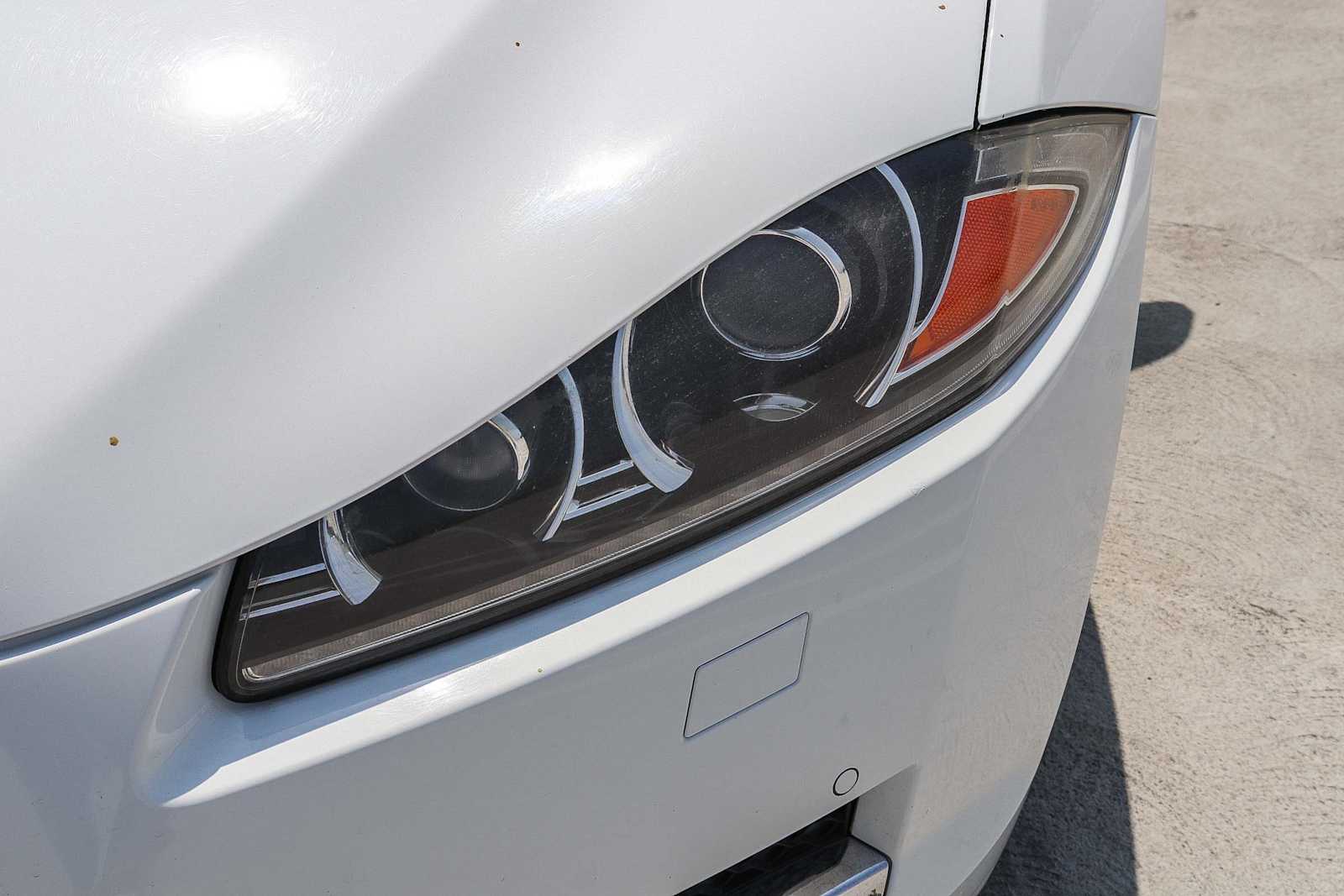 Thumbnail: 2015 Jaguar XF - 9