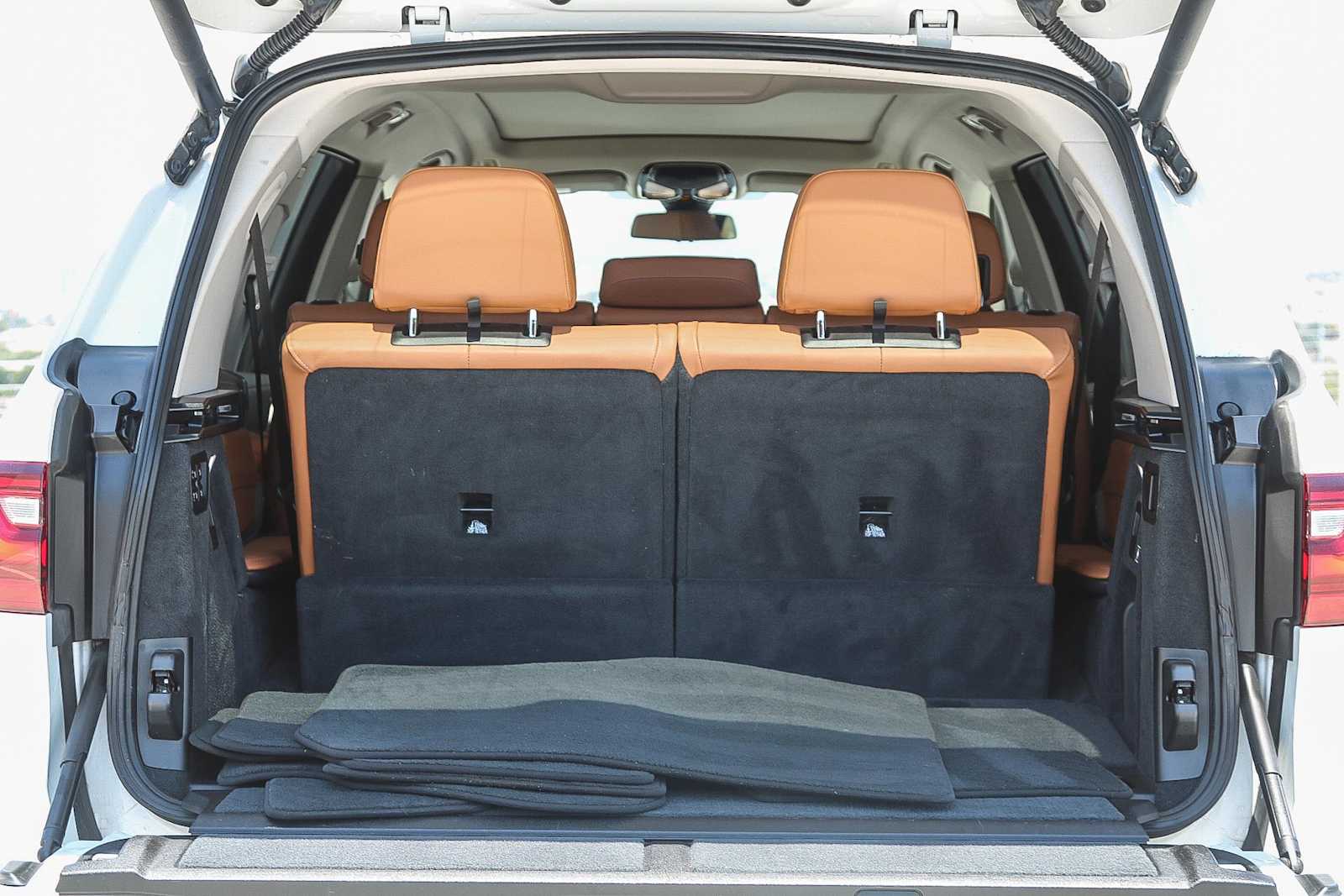 Thumbnail: 2019 BMW X7 - 27