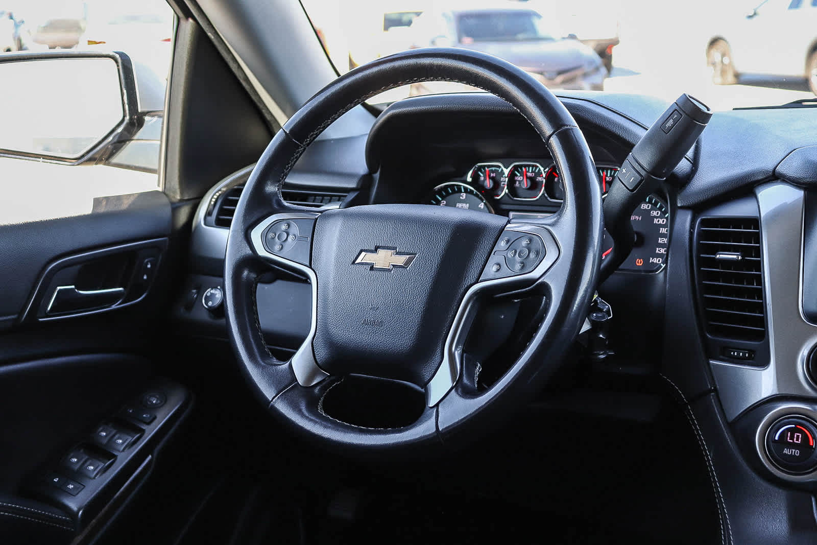 Thumbnail: 2020 Chevrolet Tahoe - 15