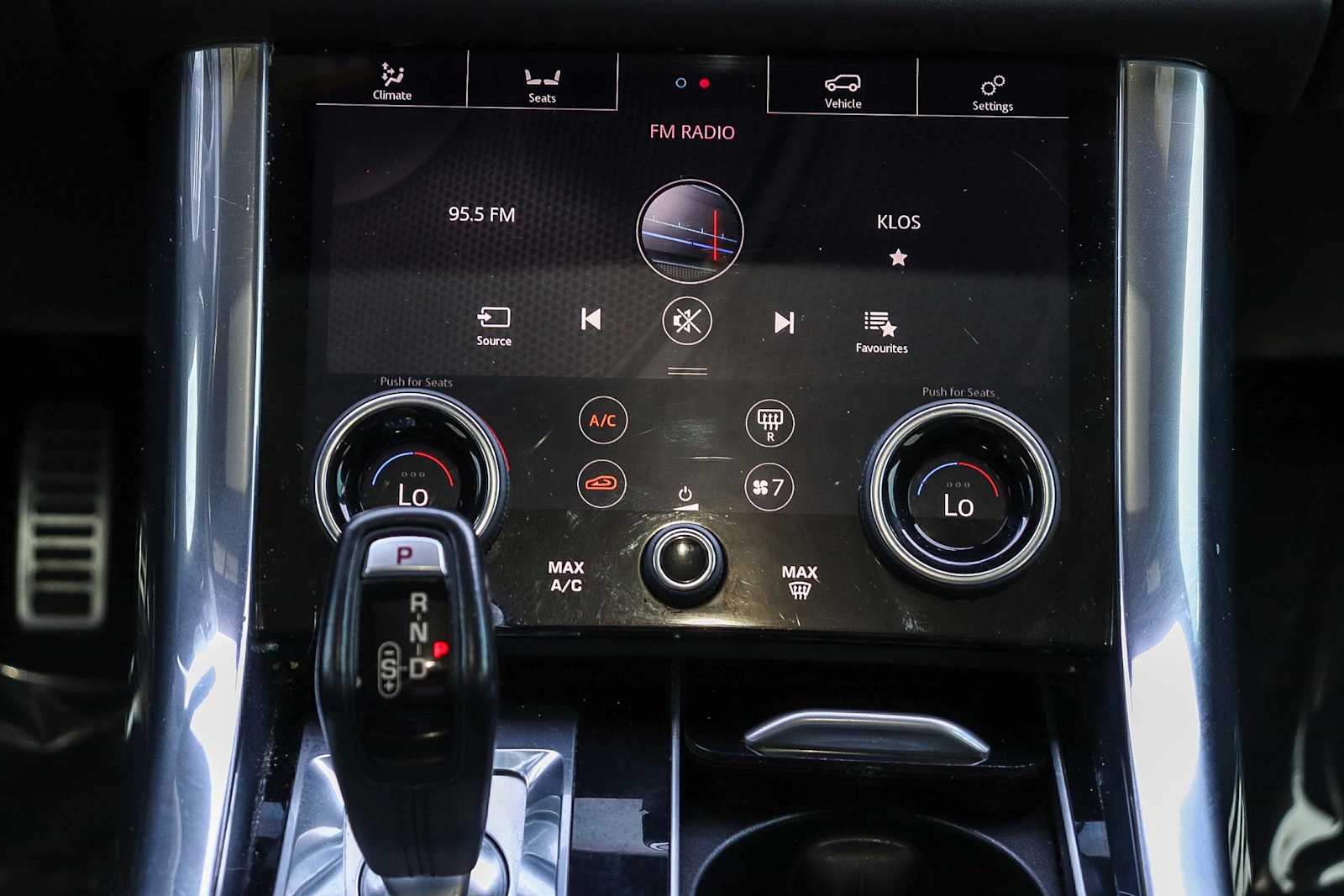 Thumbnail: 2018 Land Rover Range Rover Sport - 14