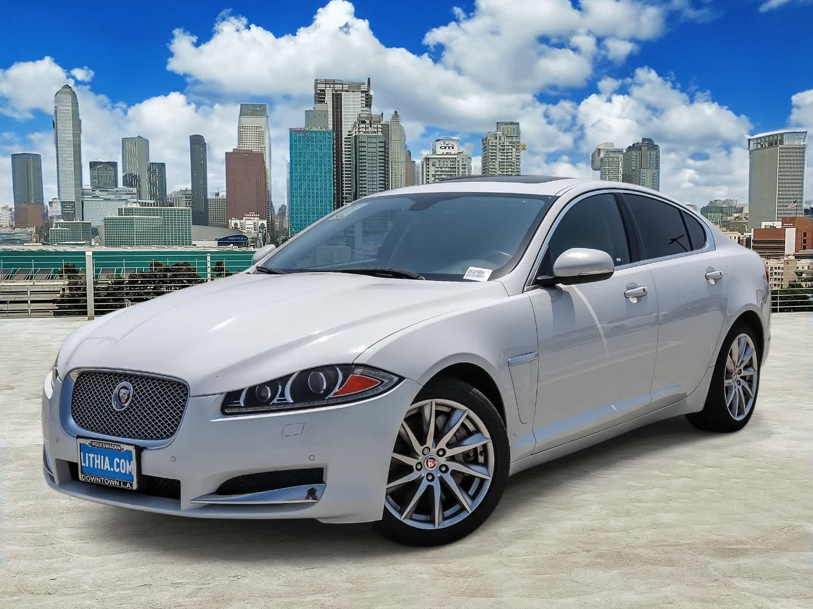 Thumbnail: 2015 Jaguar XF - 1