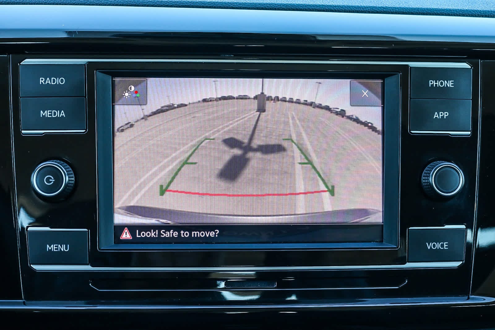 Thumbnail: 2024 Volkswagen Taos - 25