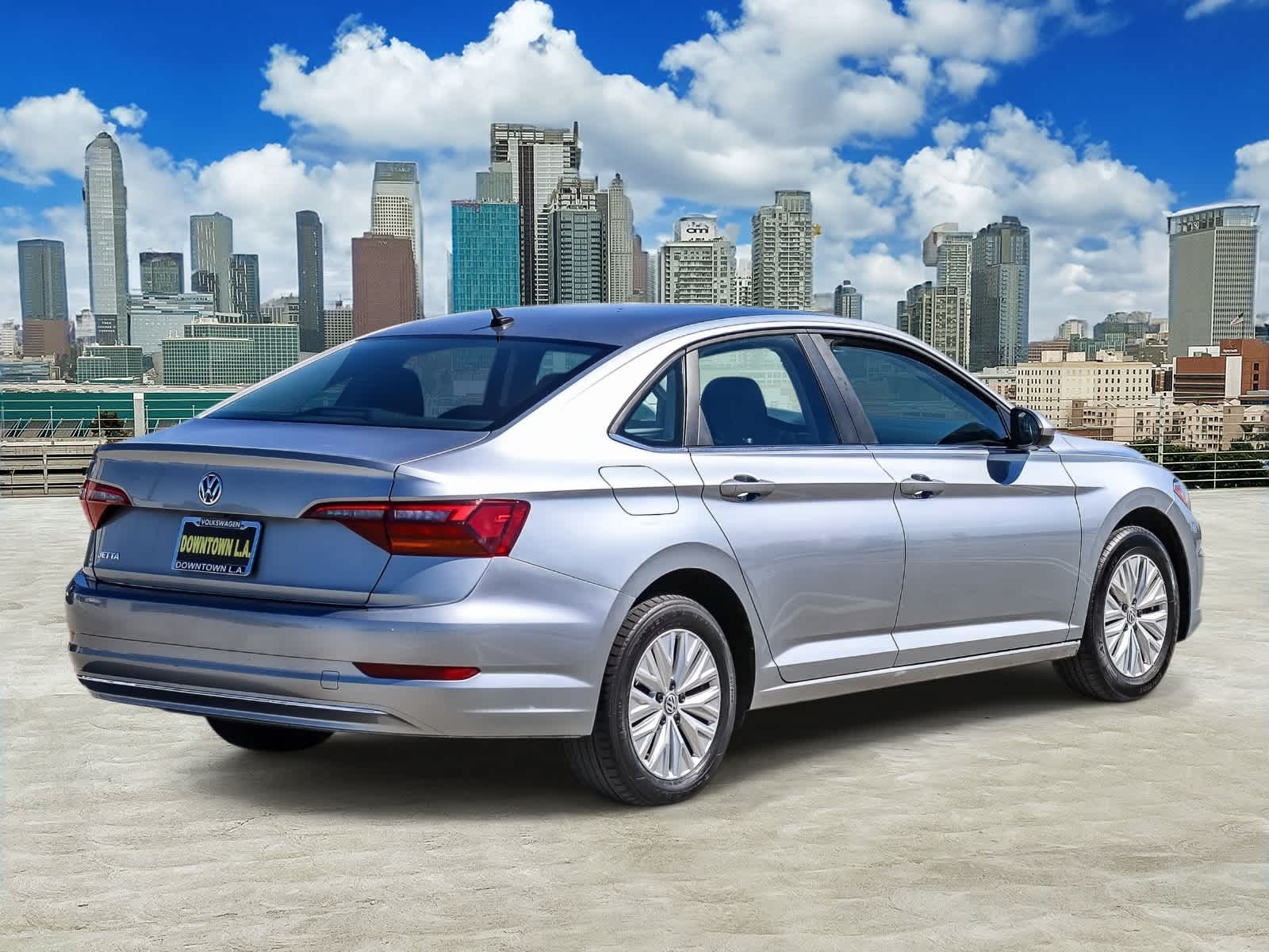 Thumbnail: 2019 Volkswagen Jetta - 4