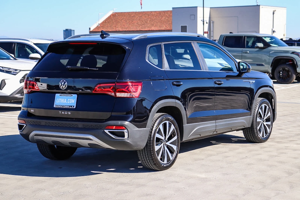Used 2023 Volkswagen Taos SE SUV