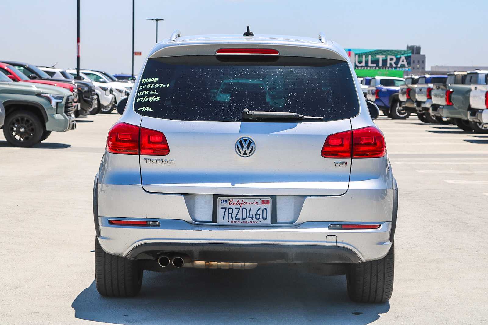 Thumbnail: 2016 Volkswagen Tiguan - 7