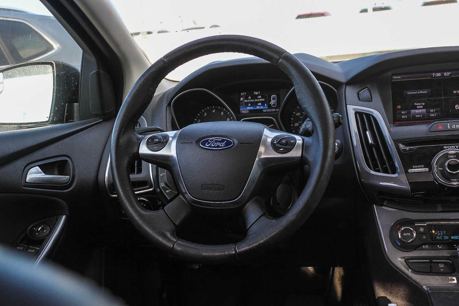 2014 Ford Focus Titanium 13