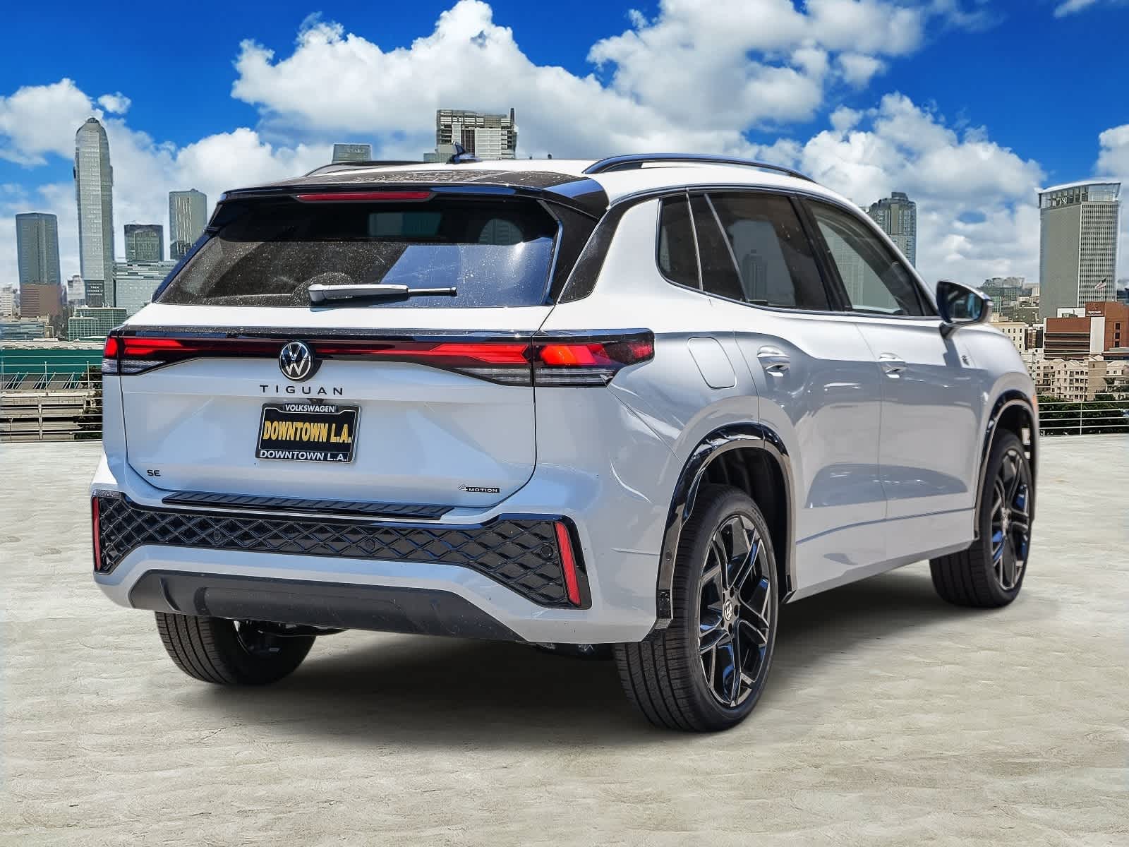 Thumbnail: 2026 Volkswagen Tiguan - 4