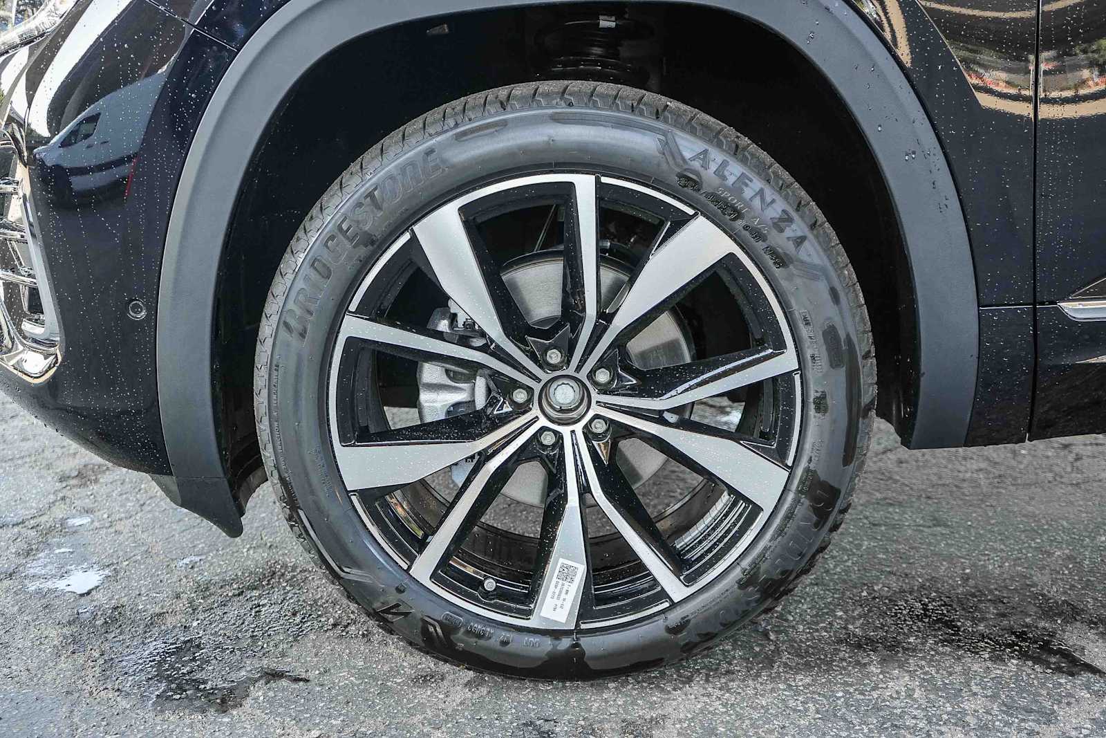 Thumbnail: 2026 Volkswagen Atlas - 11