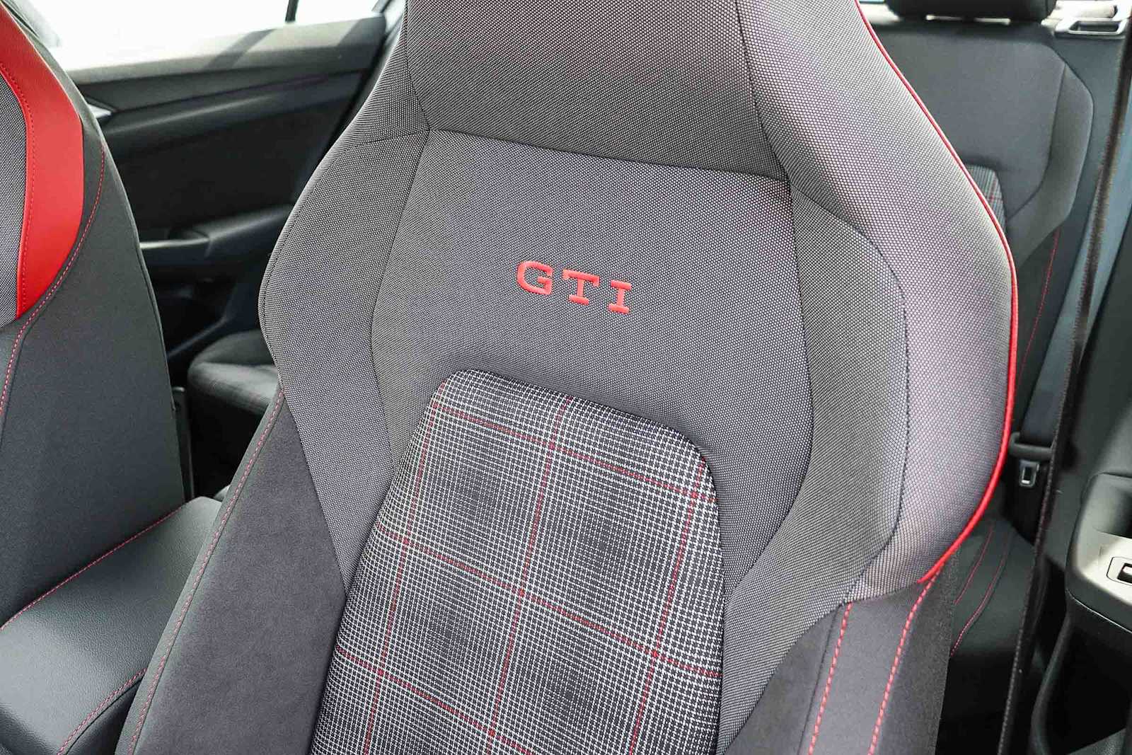 Thumbnail: 2026 Volkswagen Golf - 25
