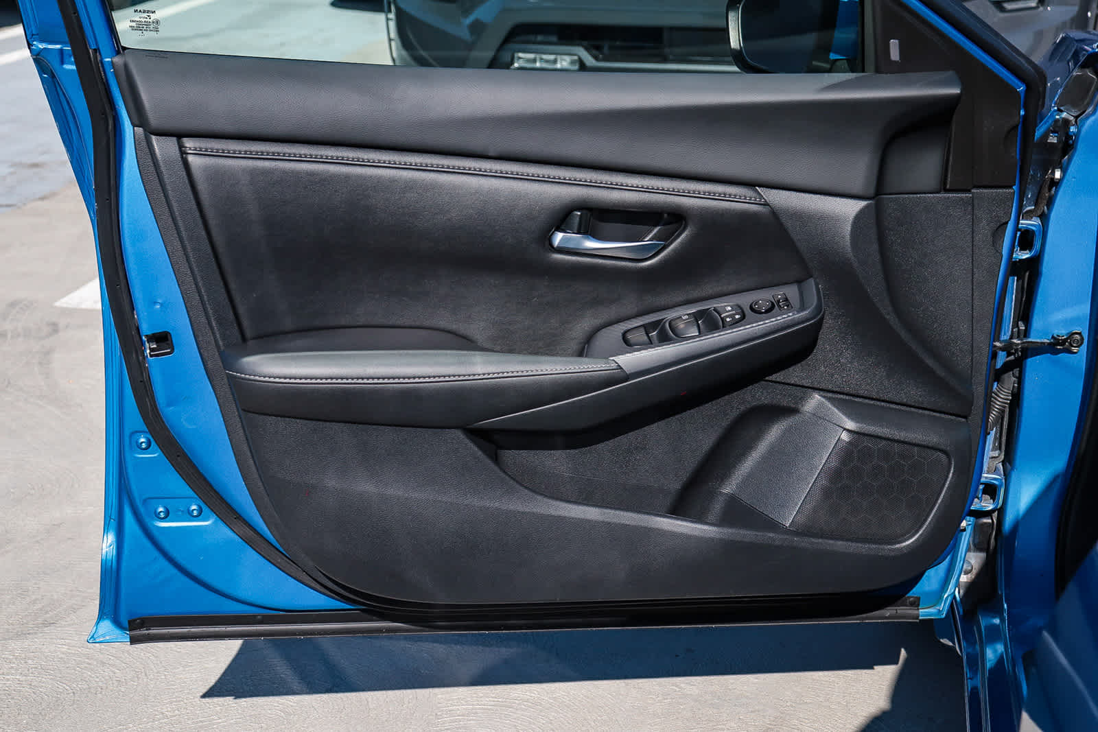 Thumbnail: 2022 Nissan Sentra - 22