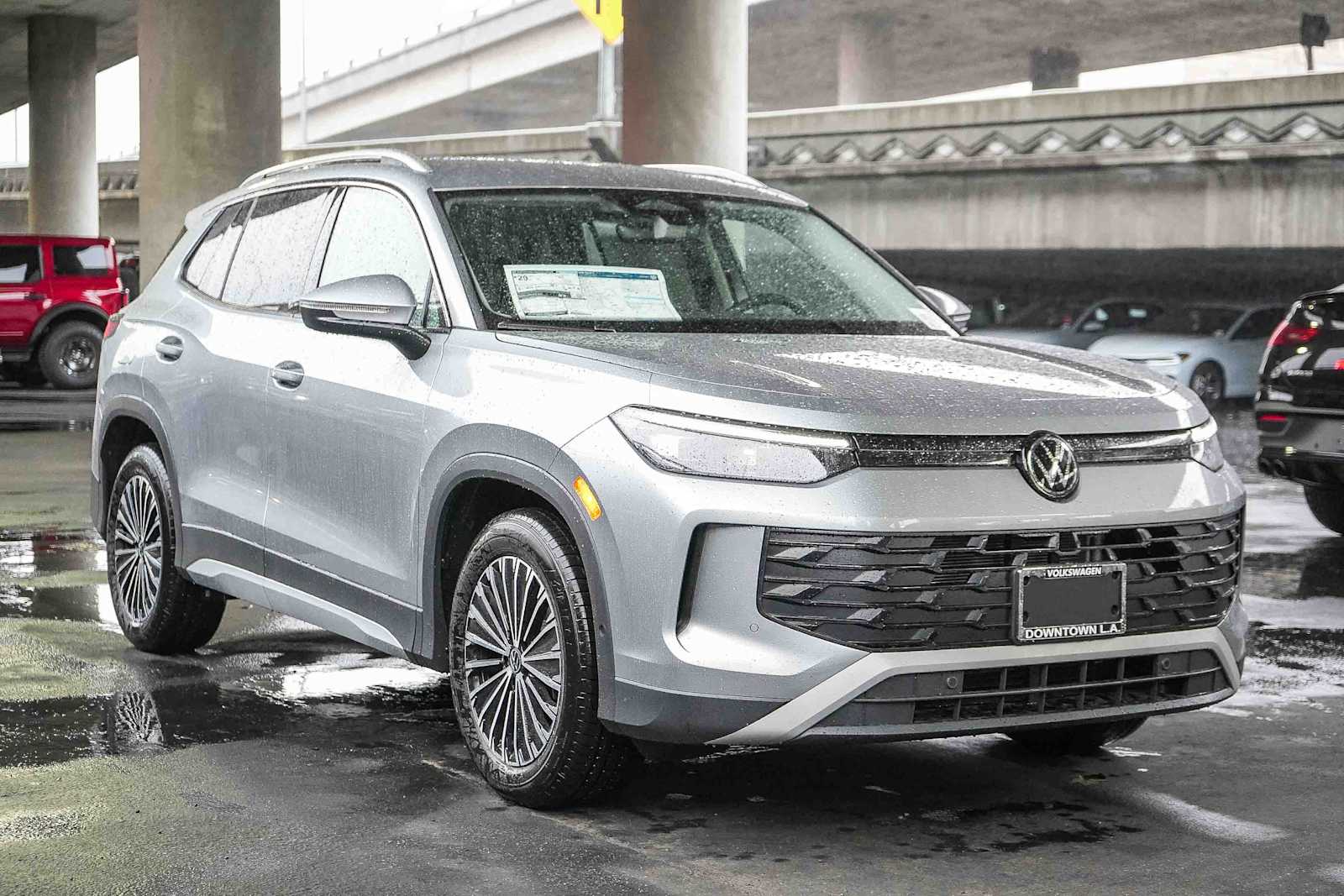 Thumbnail: 2026 Volkswagen Tiguan - 3