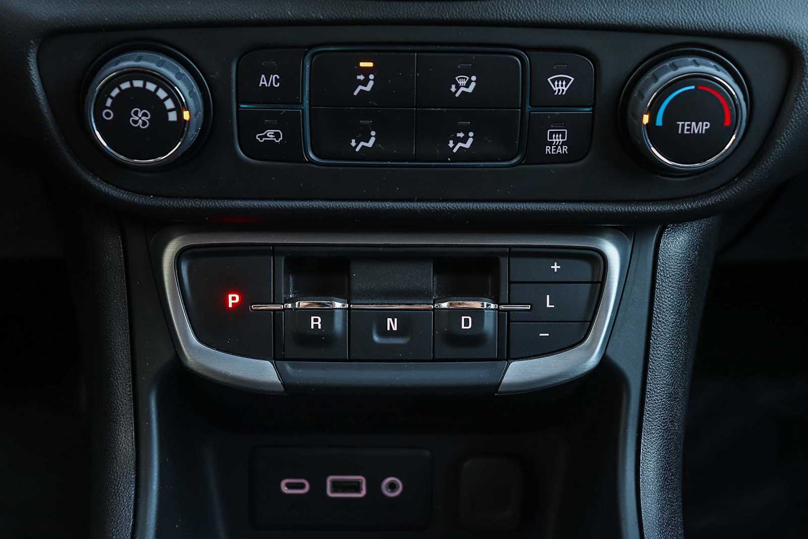 Thumbnail: 2024 GMC Terrain - 14