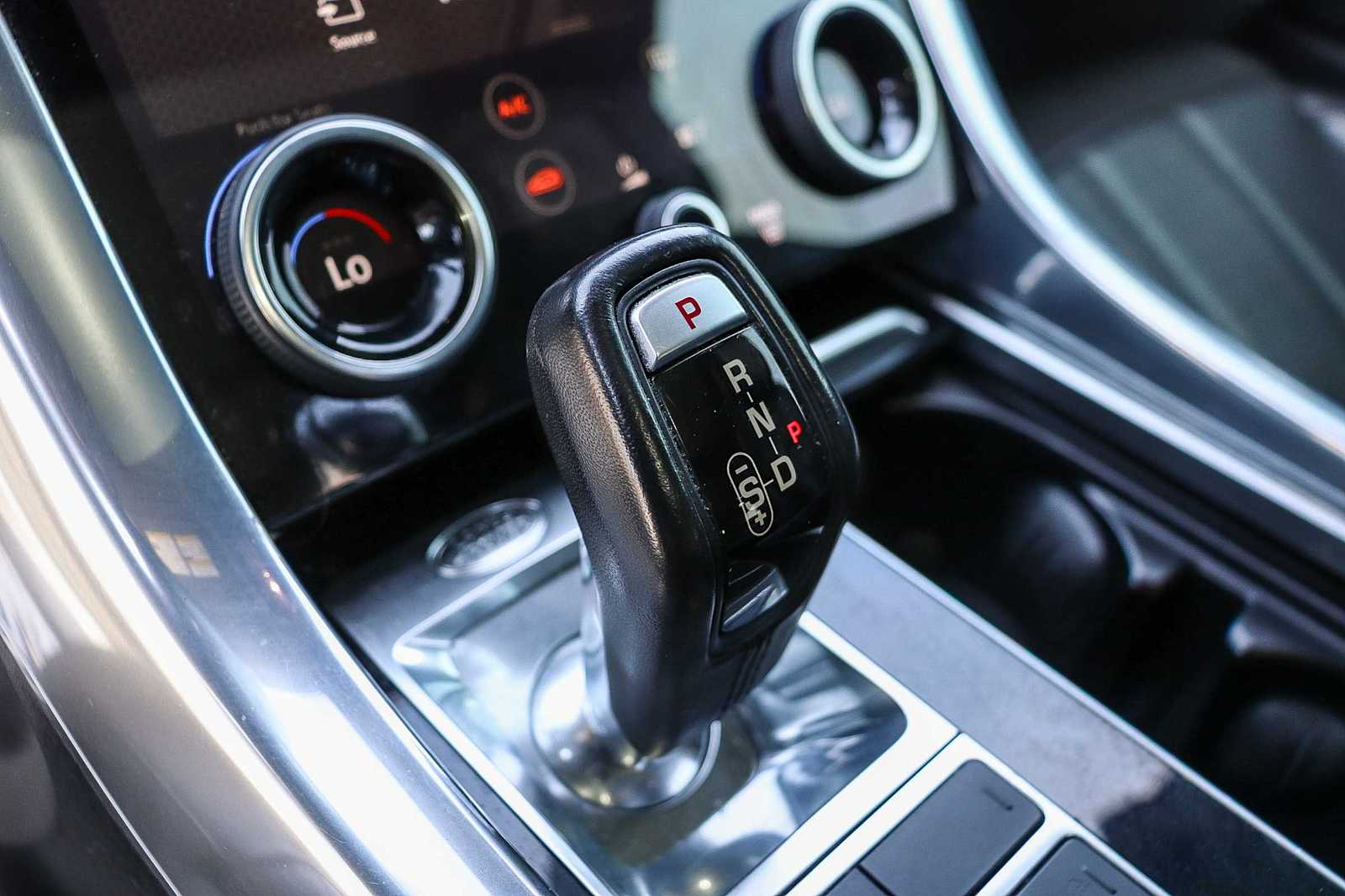 Thumbnail: 2018 Land Rover Range Rover Sport - 20