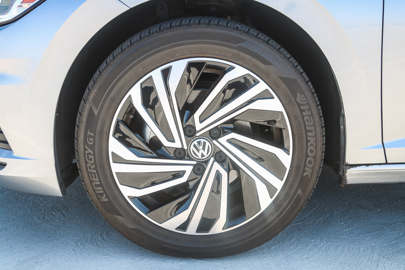 Thumbnail: 2021 Volkswagen Jetta - 14