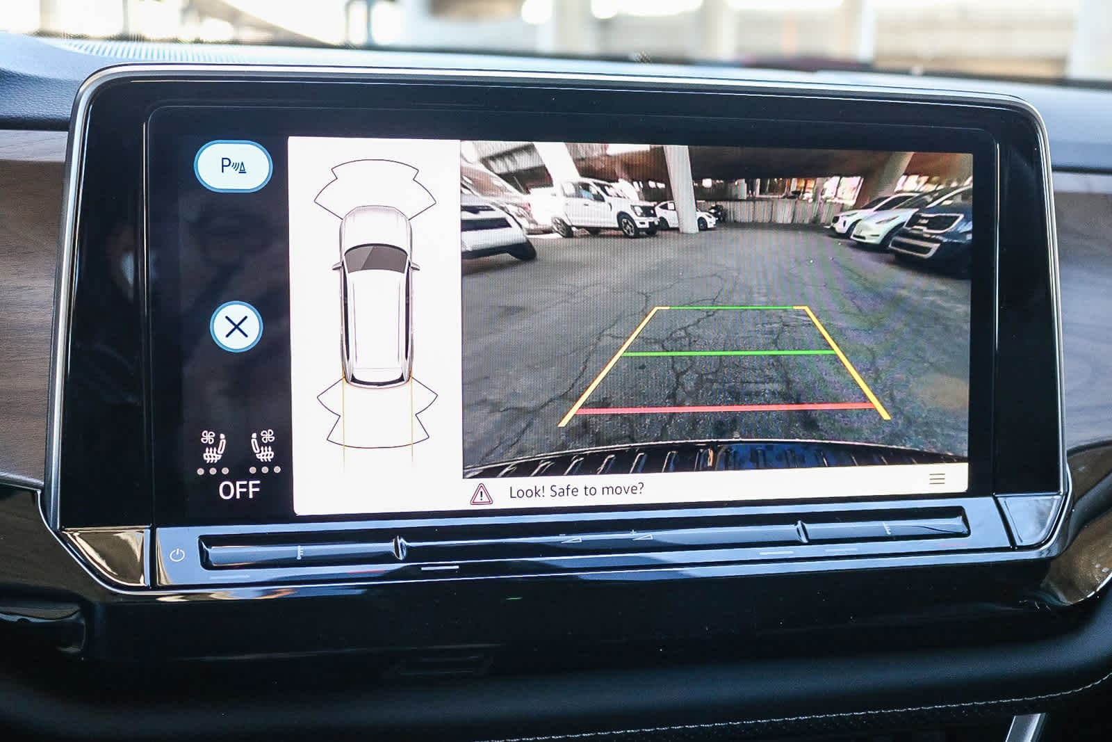 Thumbnail: 2026 Volkswagen Atlas - 25