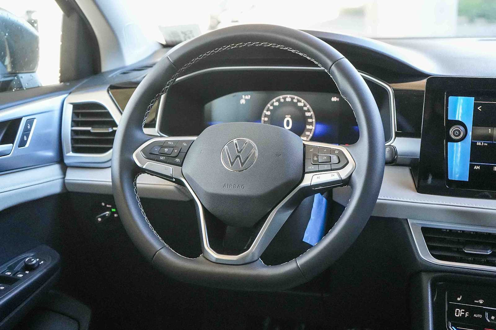 Thumbnail: 2026 Volkswagen Taos - 16