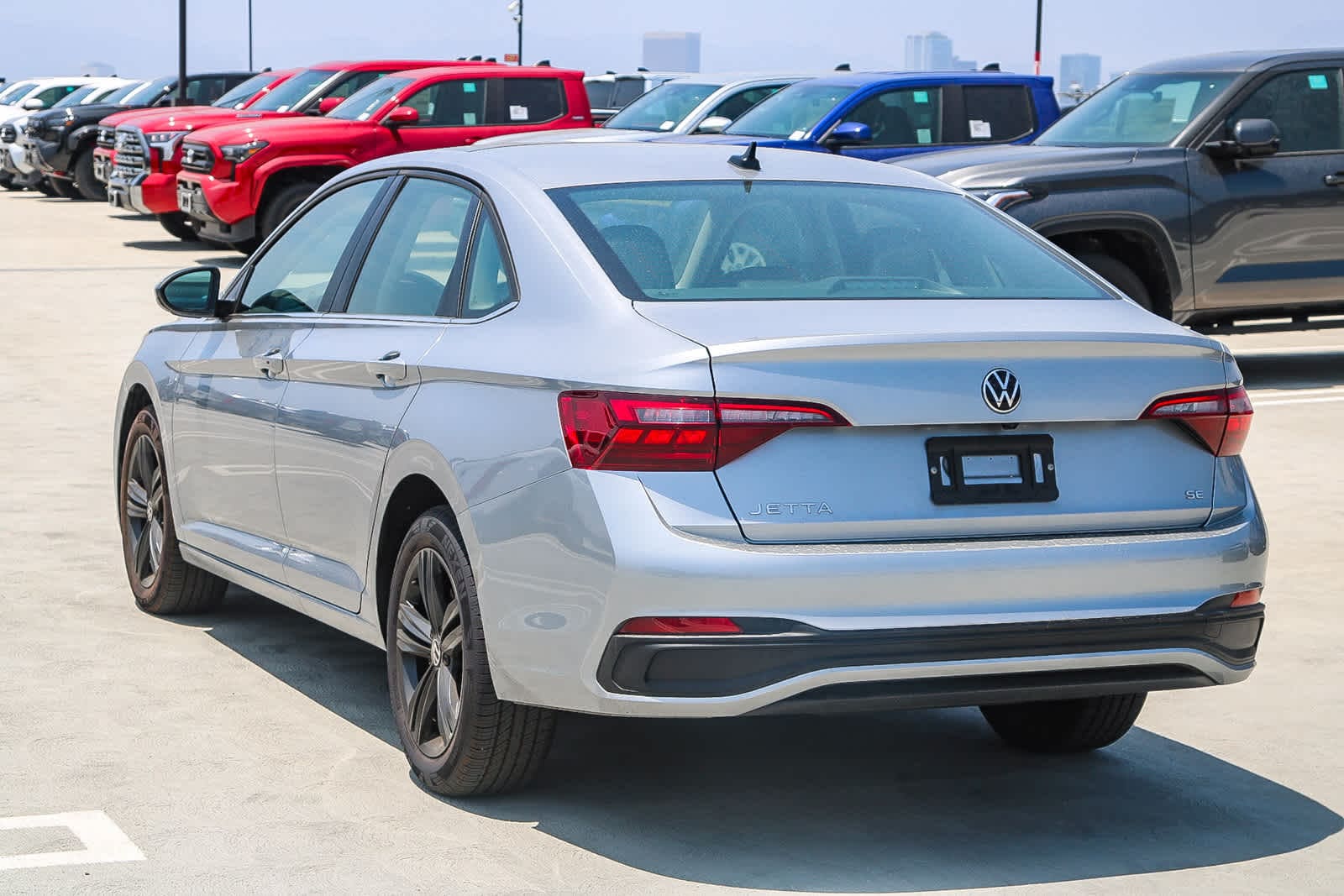 2024 Volkswagen Jetta SE 8