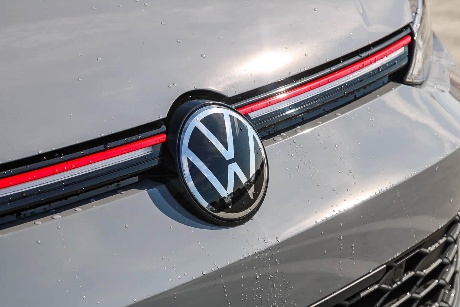 Thumbnail: 2024 Volkswagen Golf - 4
