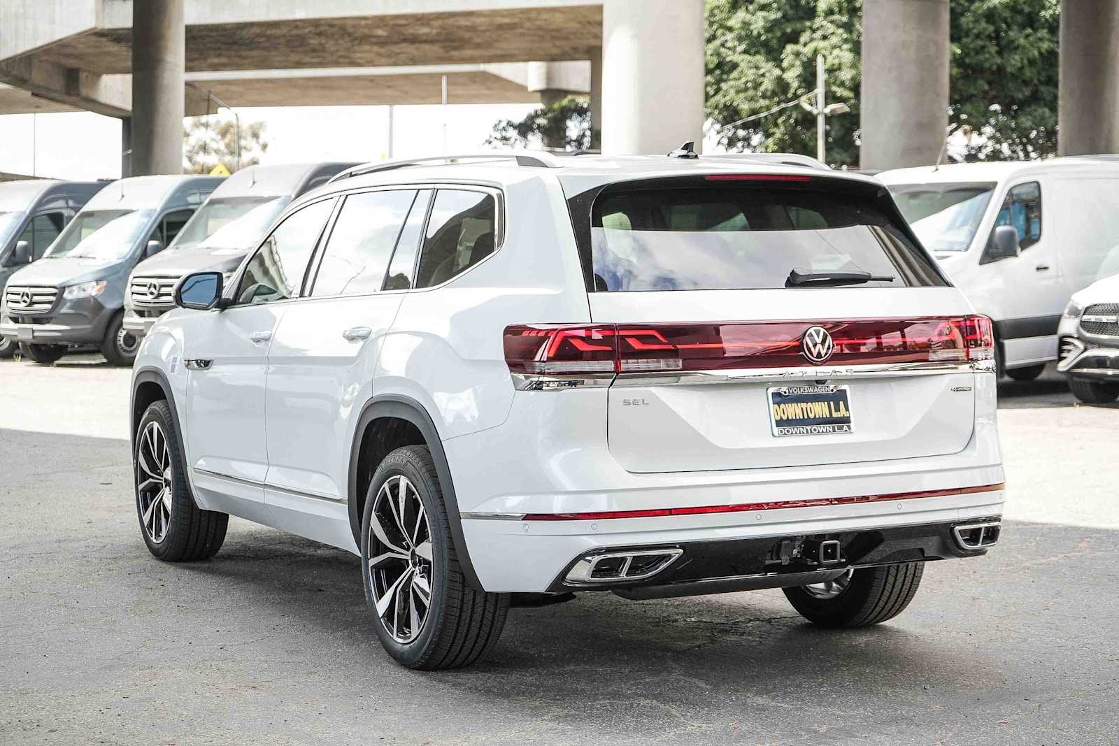 Thumbnail: 2026 Volkswagen Atlas - 8