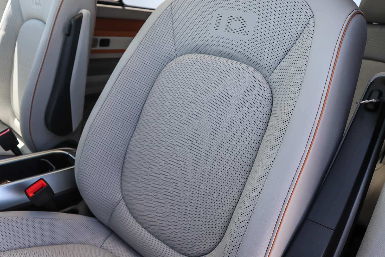 Thumbnail: 2025 Volkswagen ID.Buzz - 23