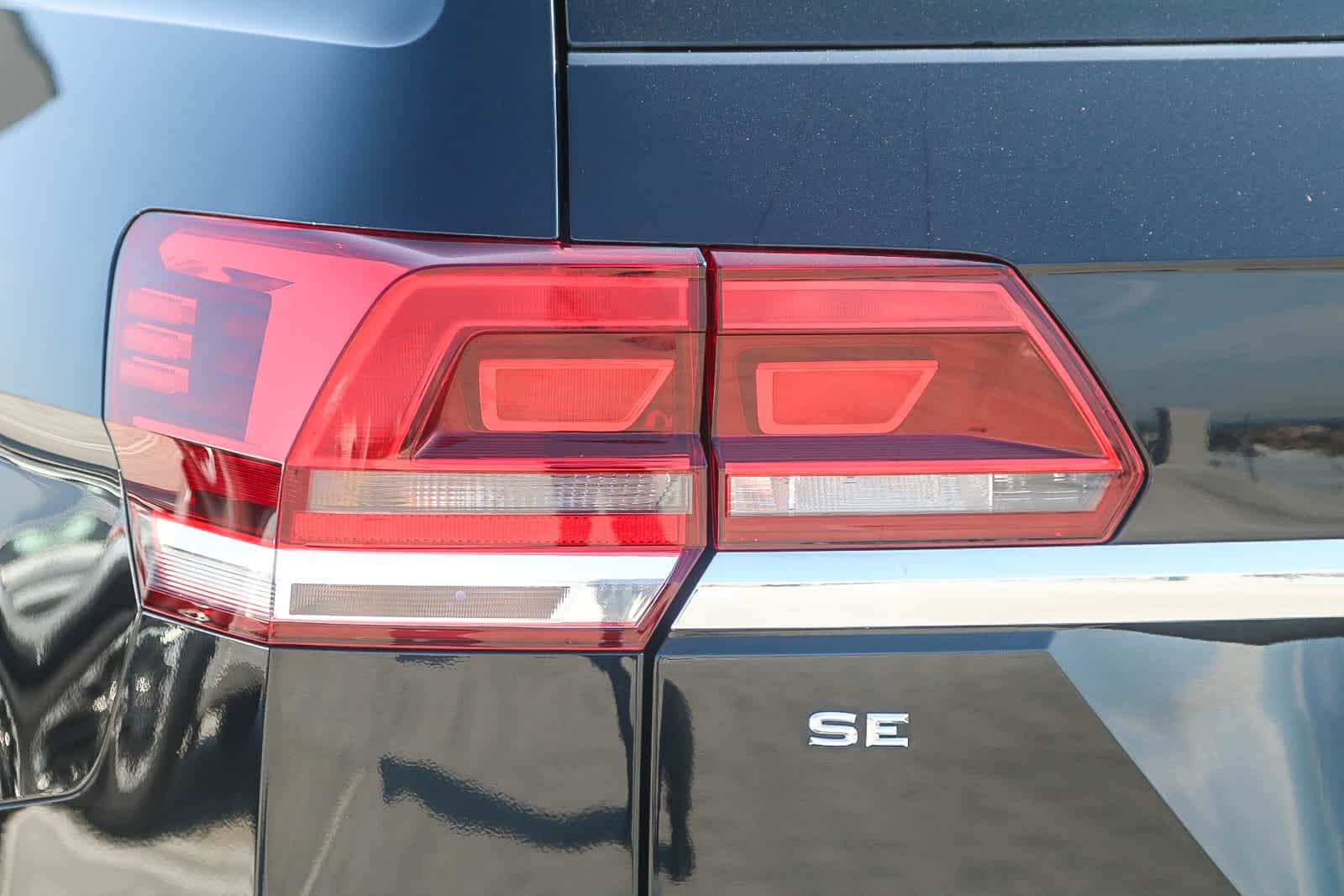 Thumbnail: 2018 Volkswagen Atlas - 9