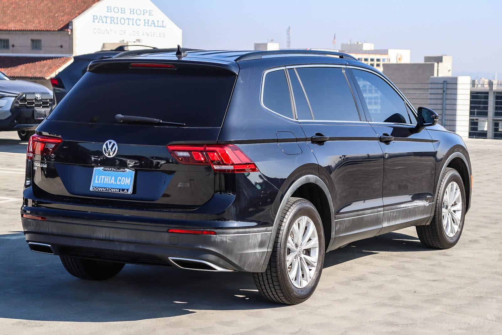 Thumbnail: 2019 Volkswagen Tiguan - 4