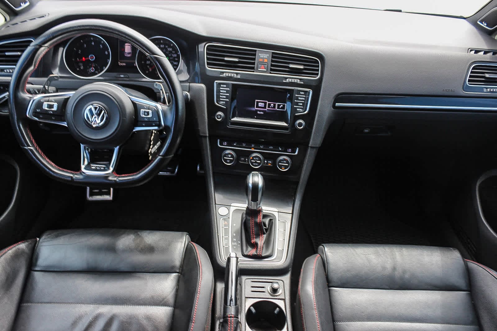 2015 Volkswagen Golf Autobahn 11