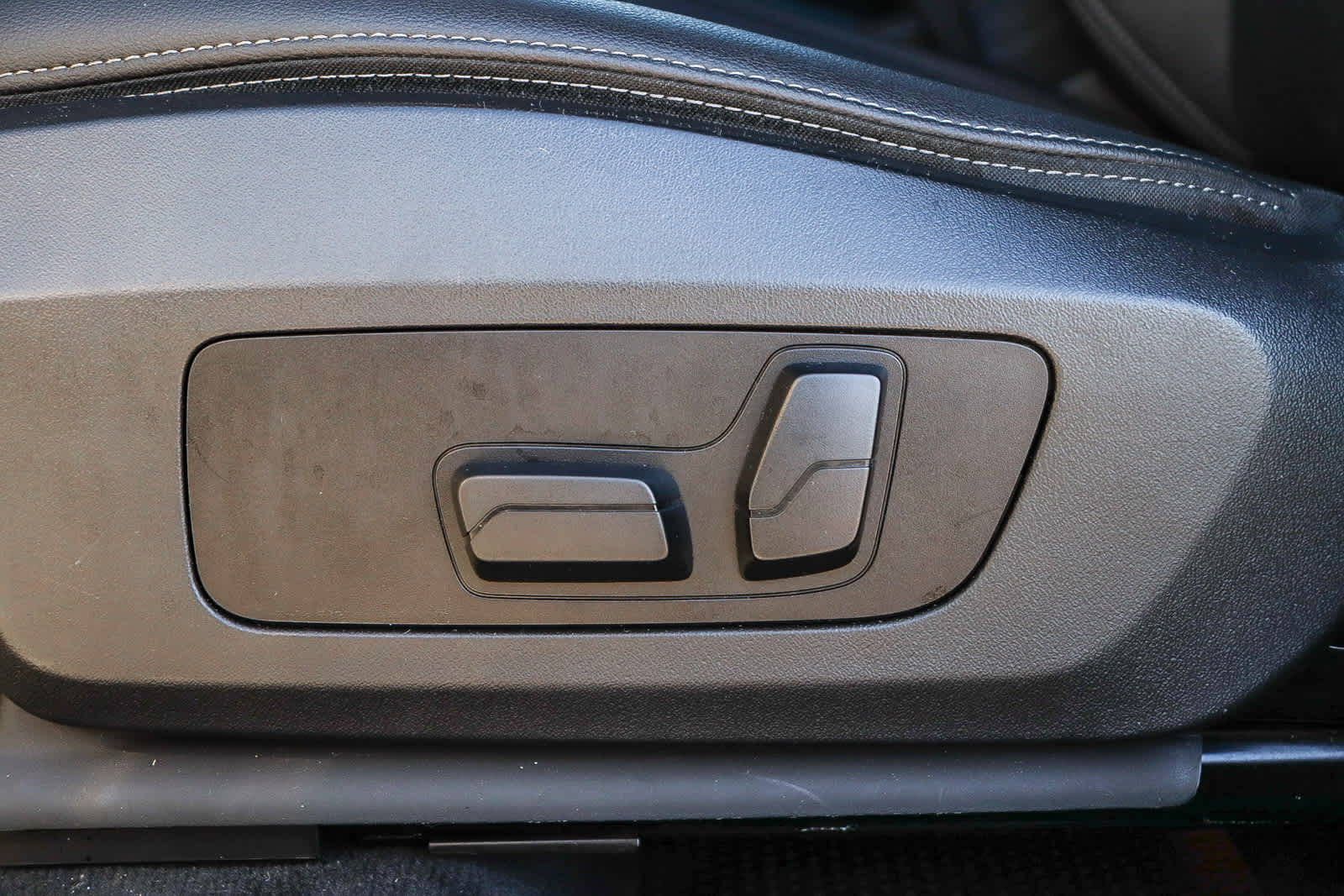 Thumbnail: 2023 BMW X1 - 14