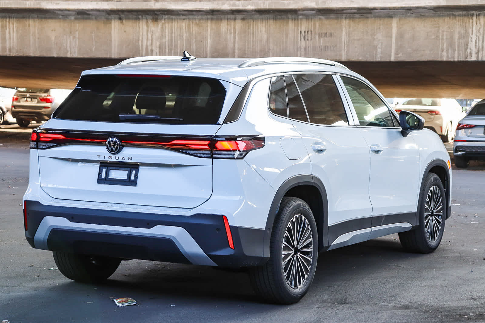 Thumbnail: 2026 Volkswagen Tiguan - 4