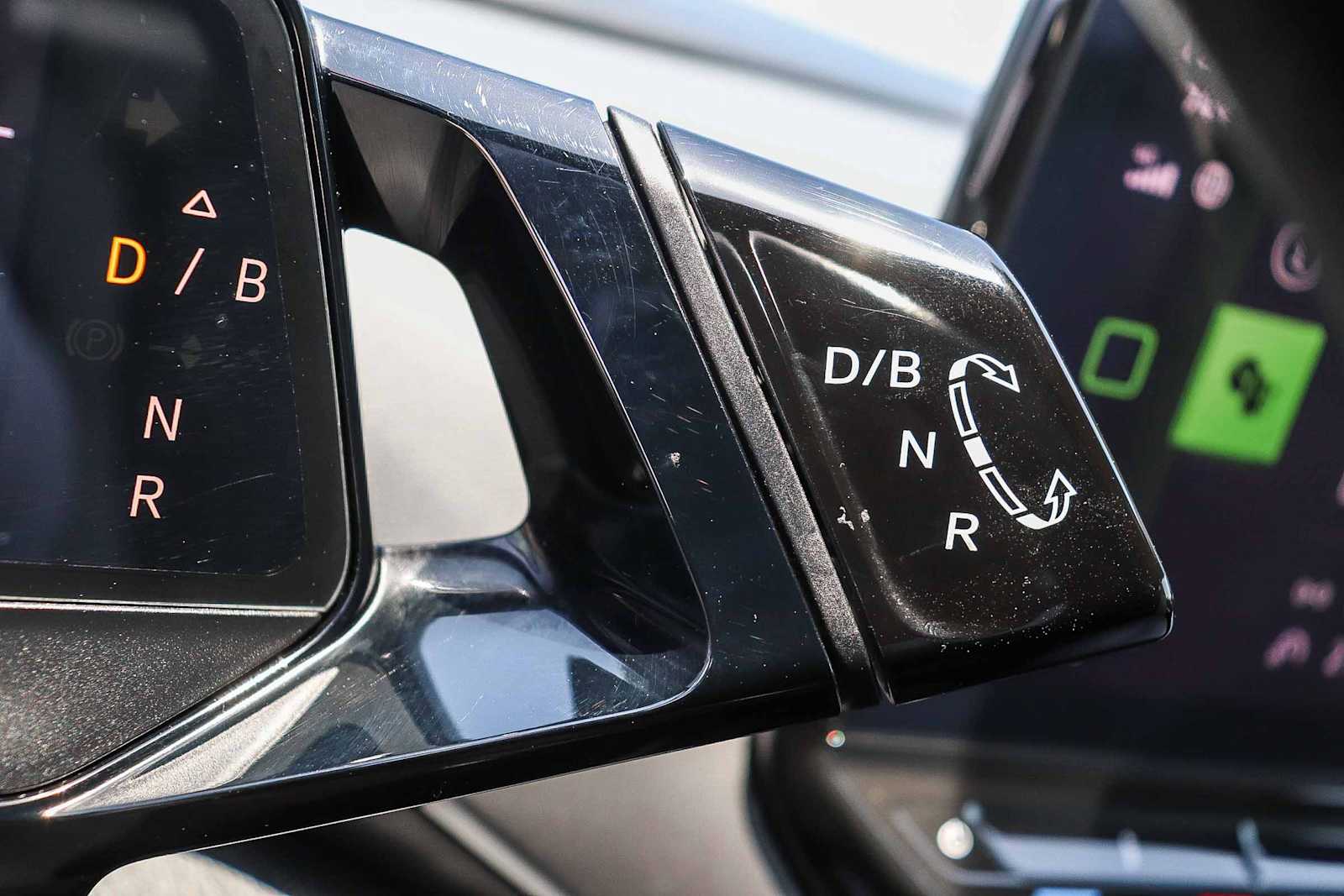 Thumbnail: 2021 Volkswagen ID.4 - 18
