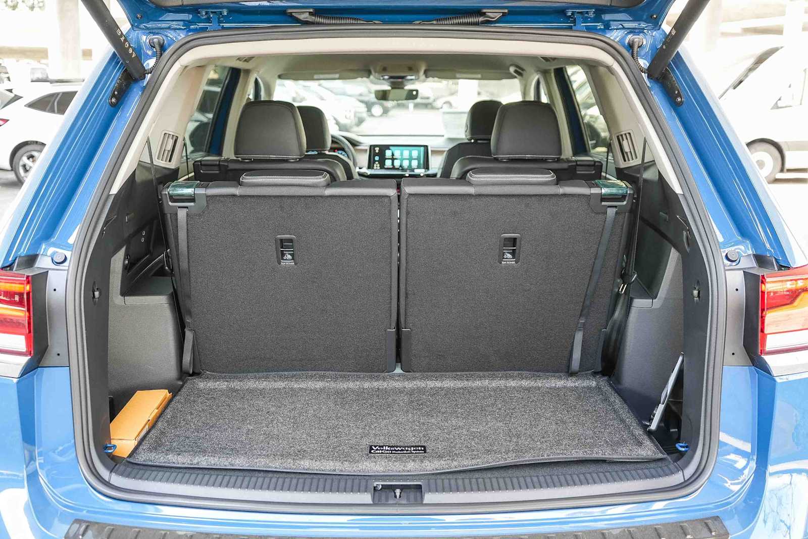 Thumbnail: 2026 Volkswagen Atlas - 12